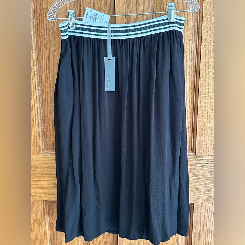 Marty M lightweight pull on black skirt